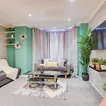 Park Lane Beautiful Family Apartment